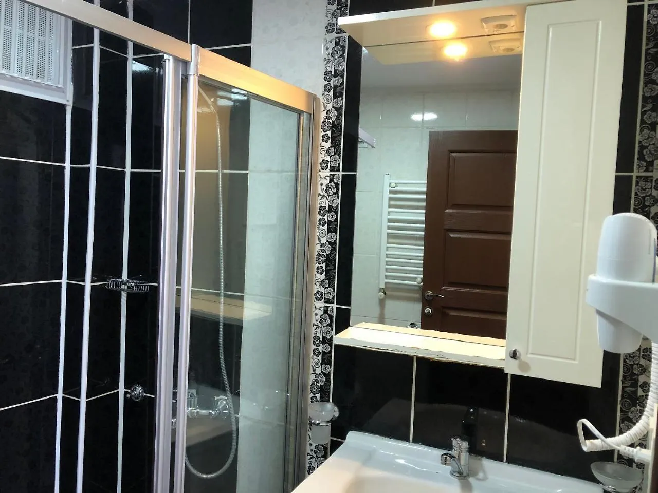 Capricorn By Otantik Suites Istanbul Aparthotel
